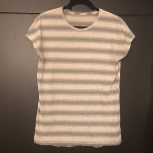Lululemon T-Shirt